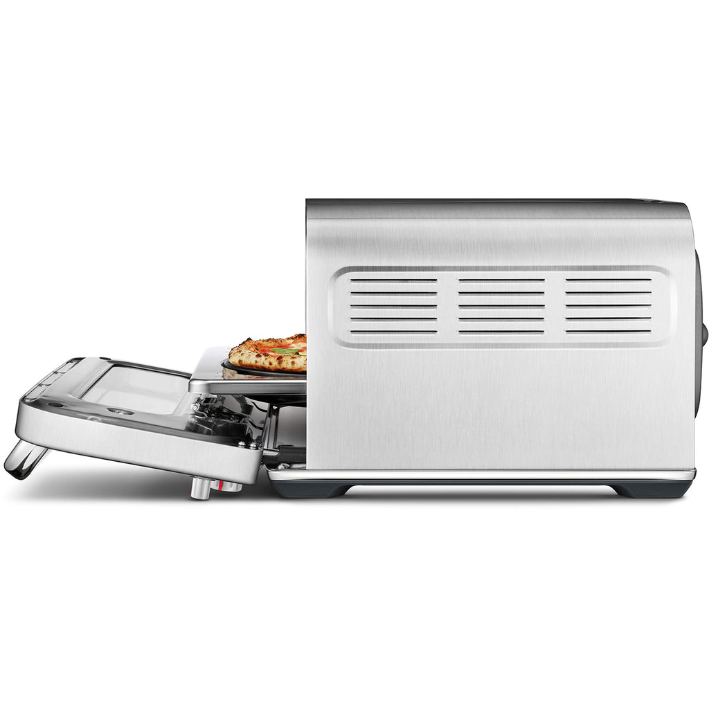 the Smart Oven™ Pizzaiolo